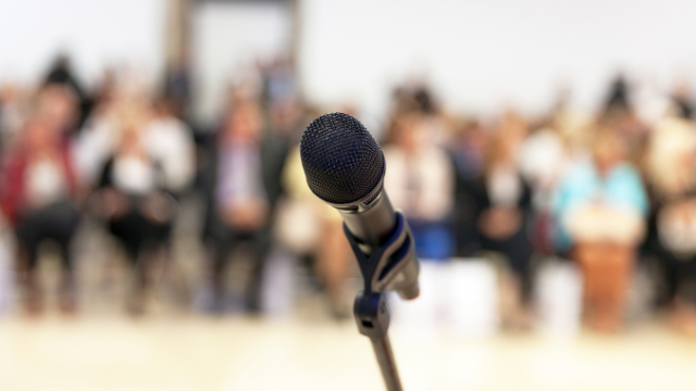 microphone for for public speaking
